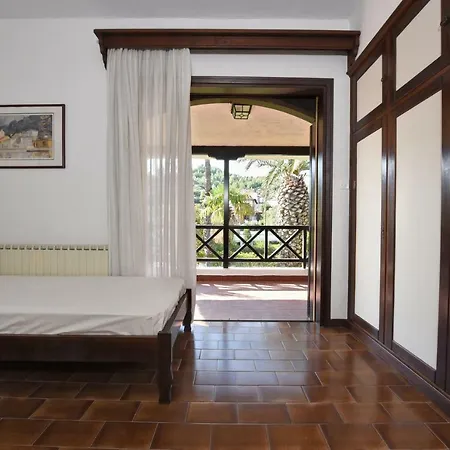 Seafront Palm Villa